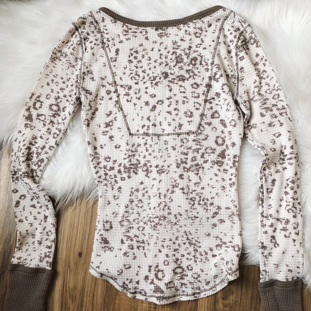 •SOLD• We The Free People Davis Mottled Henley - Picture 8 of 8